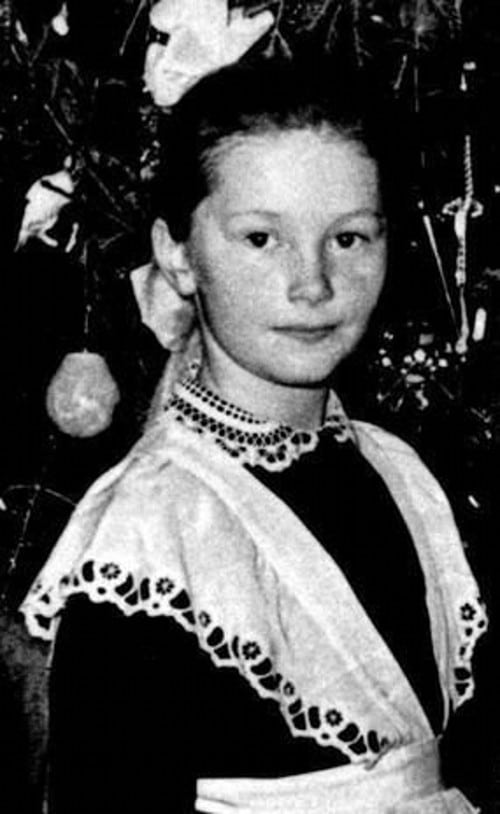 Алла Пугачева в детстве