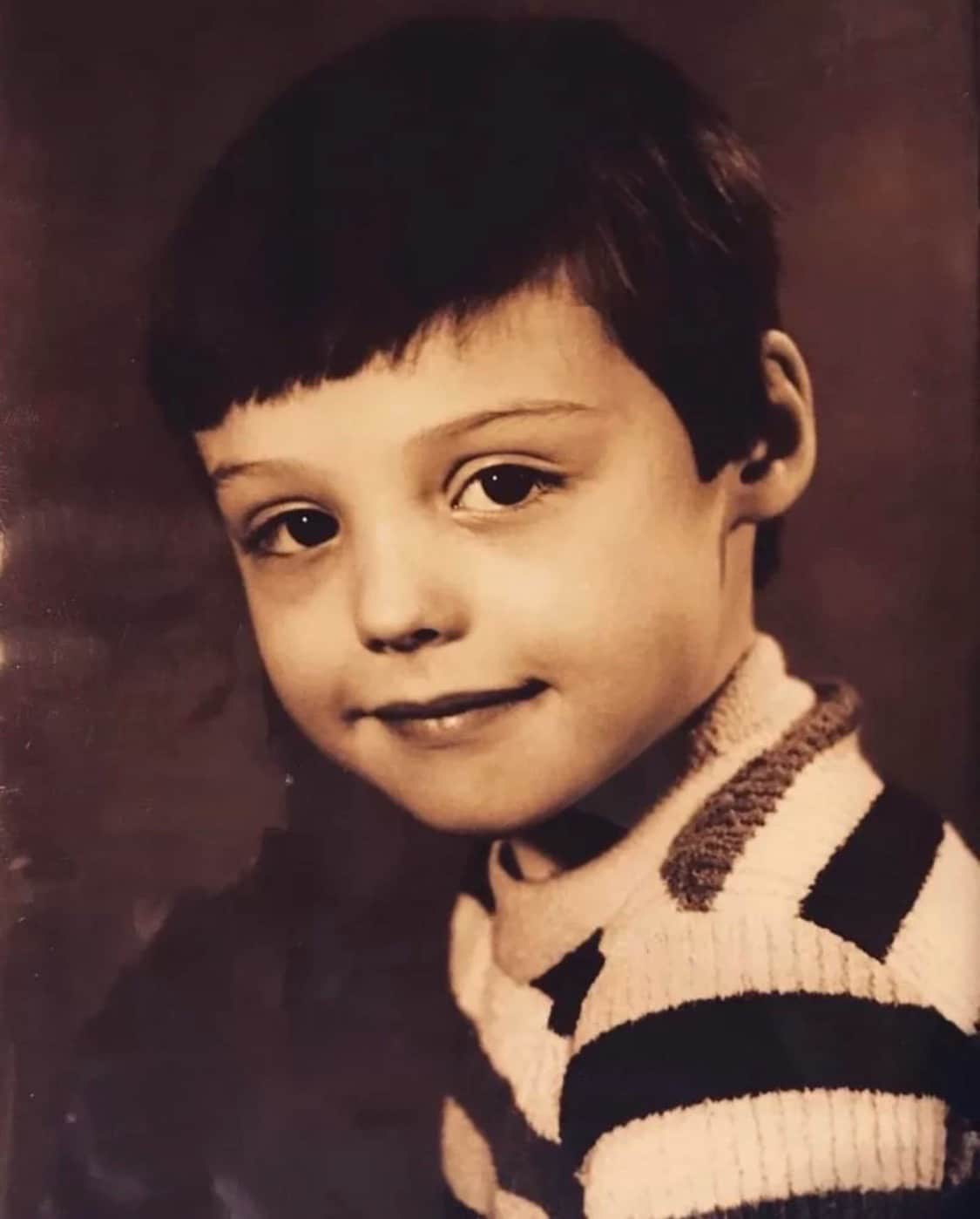 Алексей Долматовв детстве